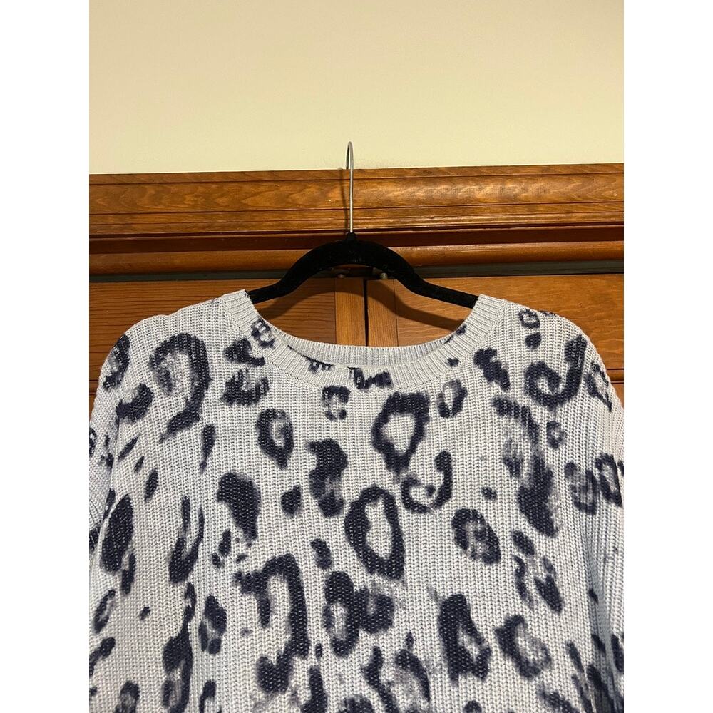 525 America Women's Leopard Print Cotton Sweater Gray Blue Quiet Luxury Size L - Picture 3 of 9